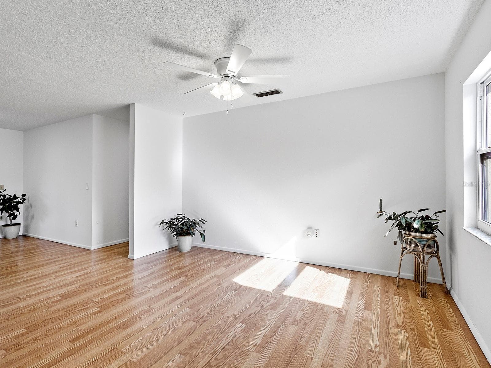 Single Family Residence at 4260 BELL AVE, SARASOTA, photo 4 of 22