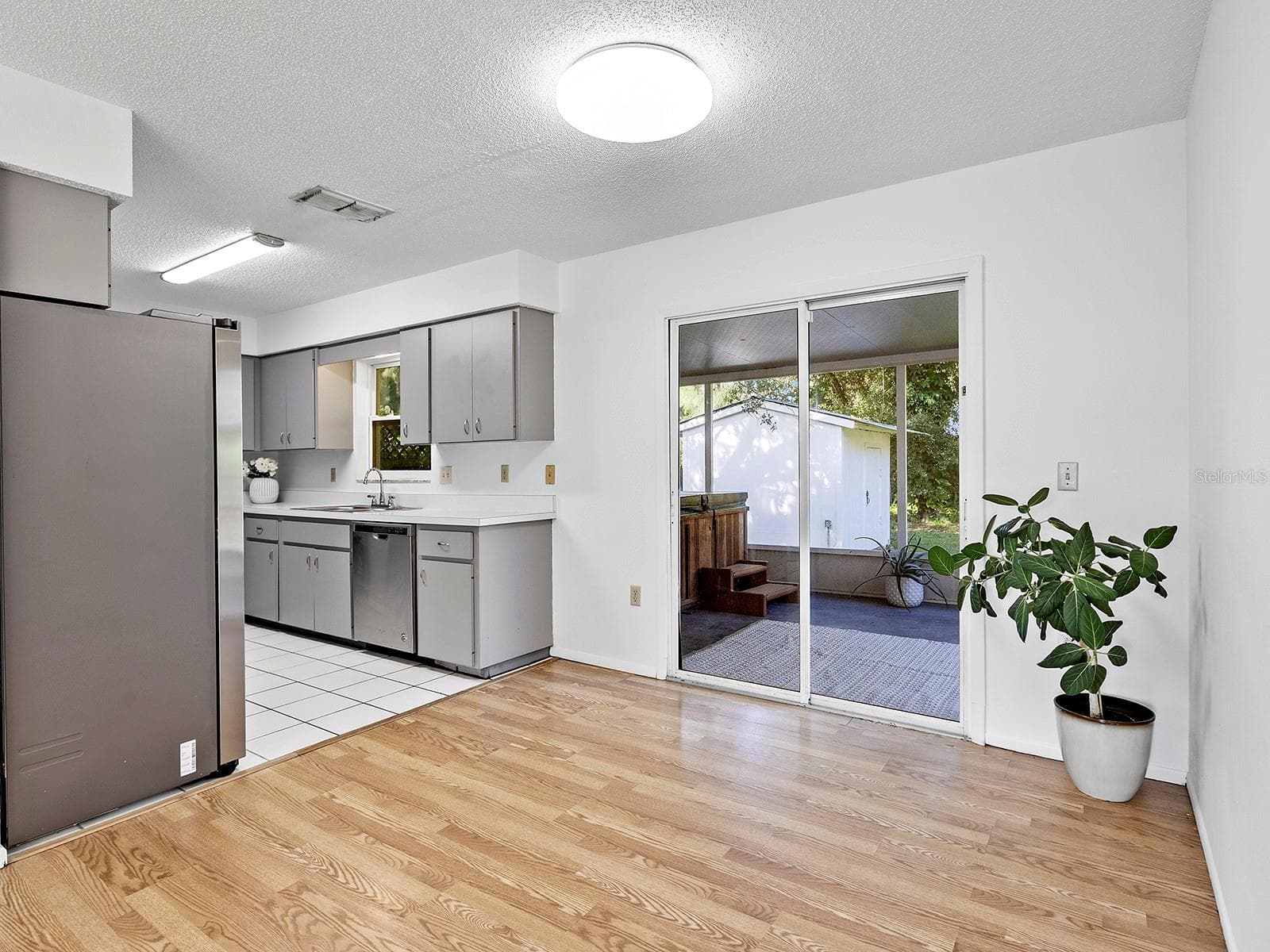 Single Family Residence at 4260 BELL AVE, SARASOTA, photo 8 of 22
