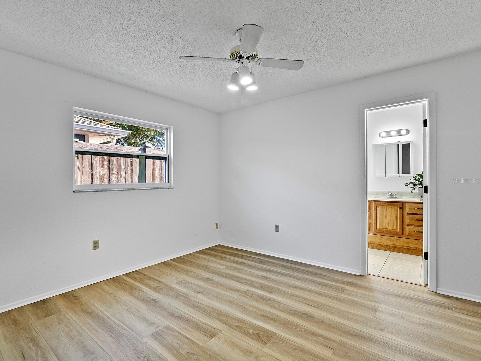 Single Family Residence at 4260 BELL AVE, SARASOTA, photo 11 of 22