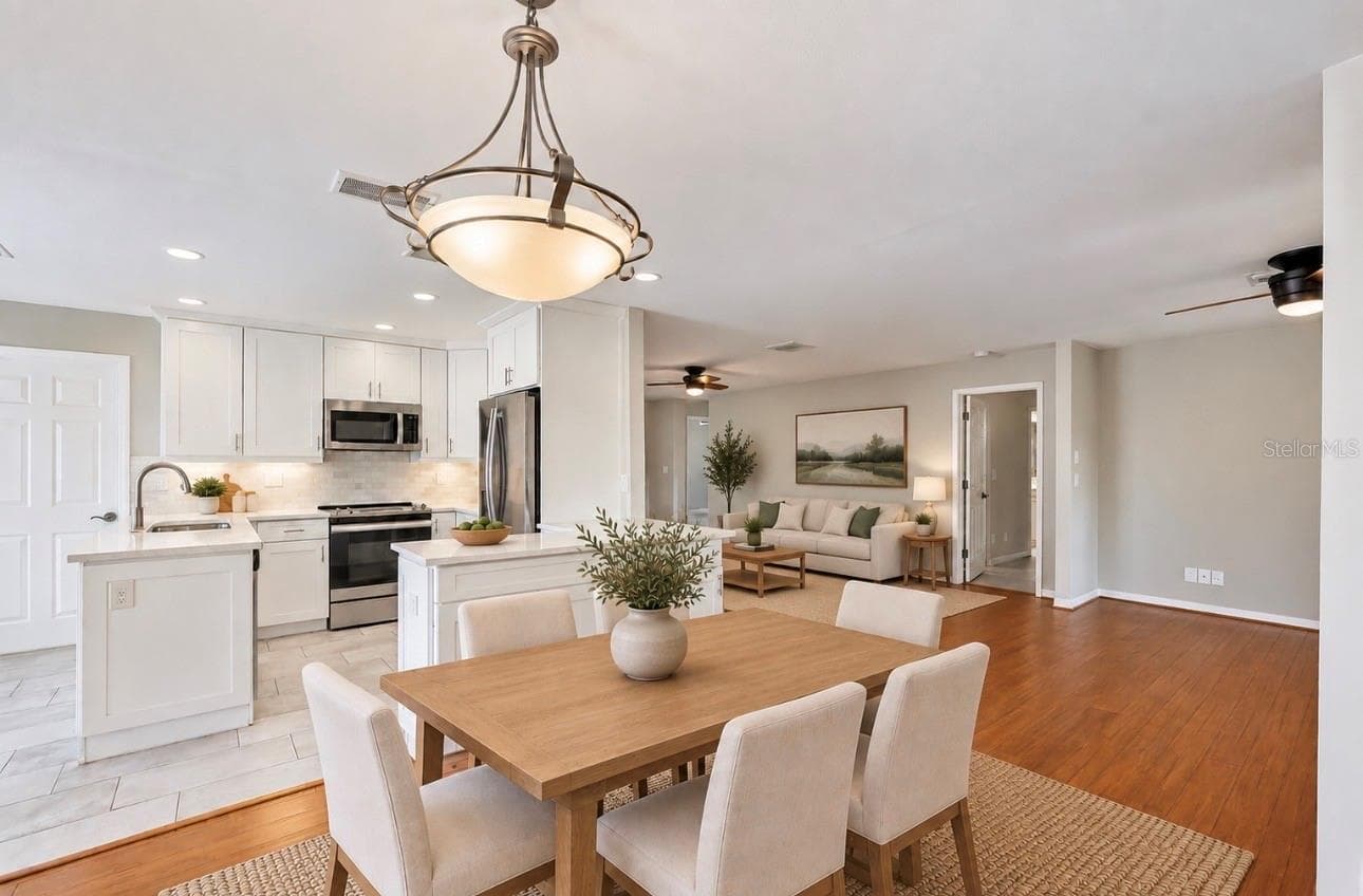 Villa at 913 SUTTON PL, PALM HARBOR, photo 3 of 71