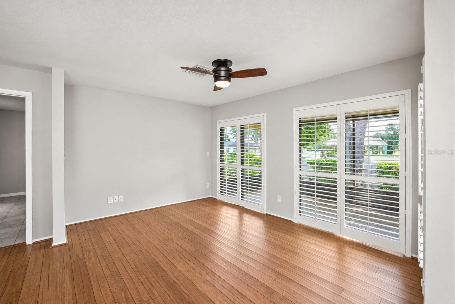 Villa at 913 SUTTON PL, PALM HARBOR, photo 14 of 71