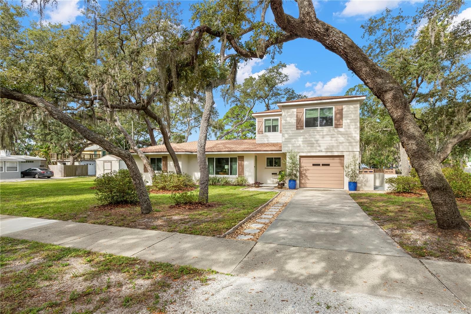 Single Family Residence at 202 S MAYO ST, CRYSTAL BEACH, photo 5 of 67