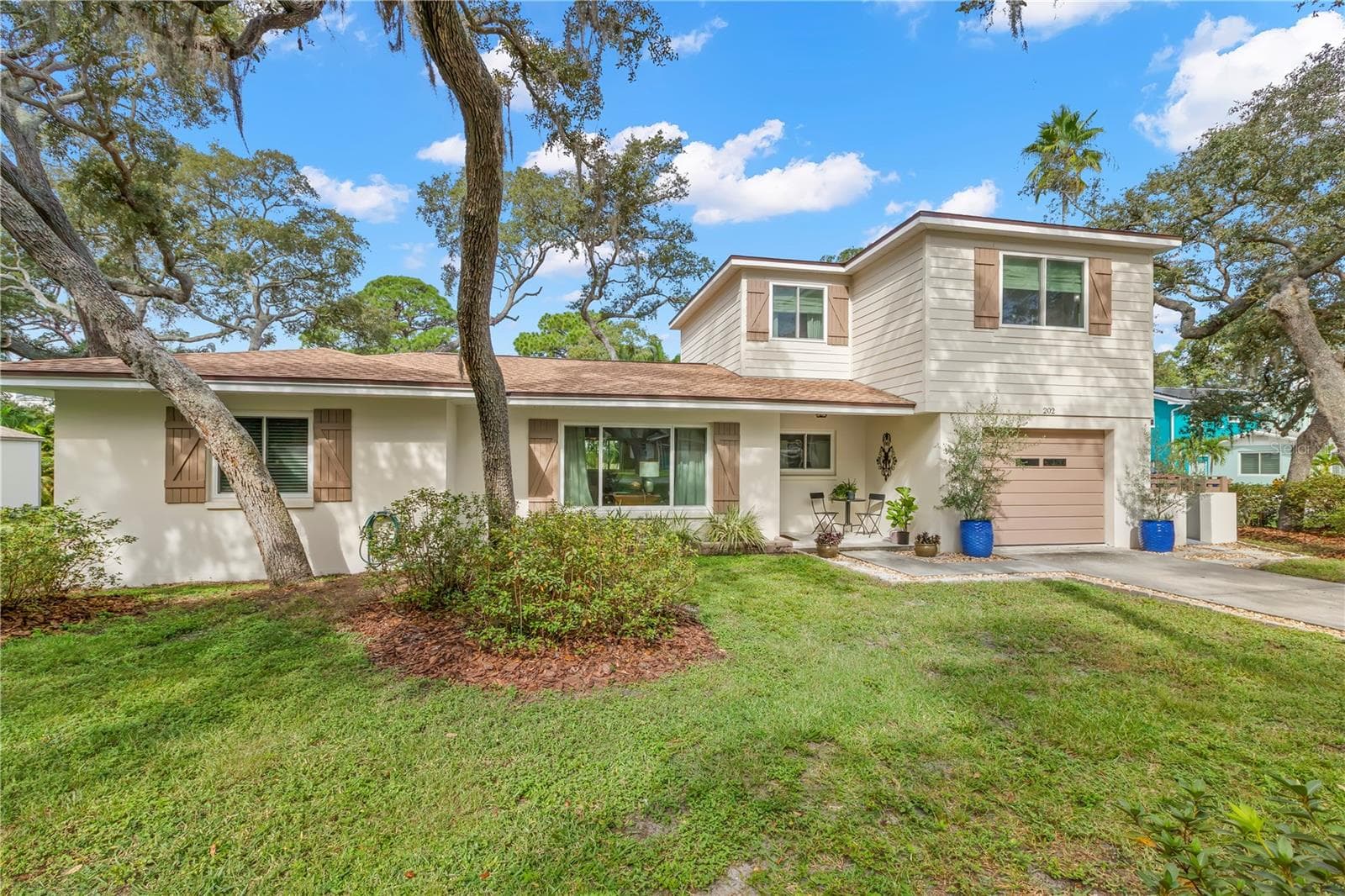 Single Family Residence at 202 S MAYO ST, CRYSTAL BEACH, photo 8 of 67