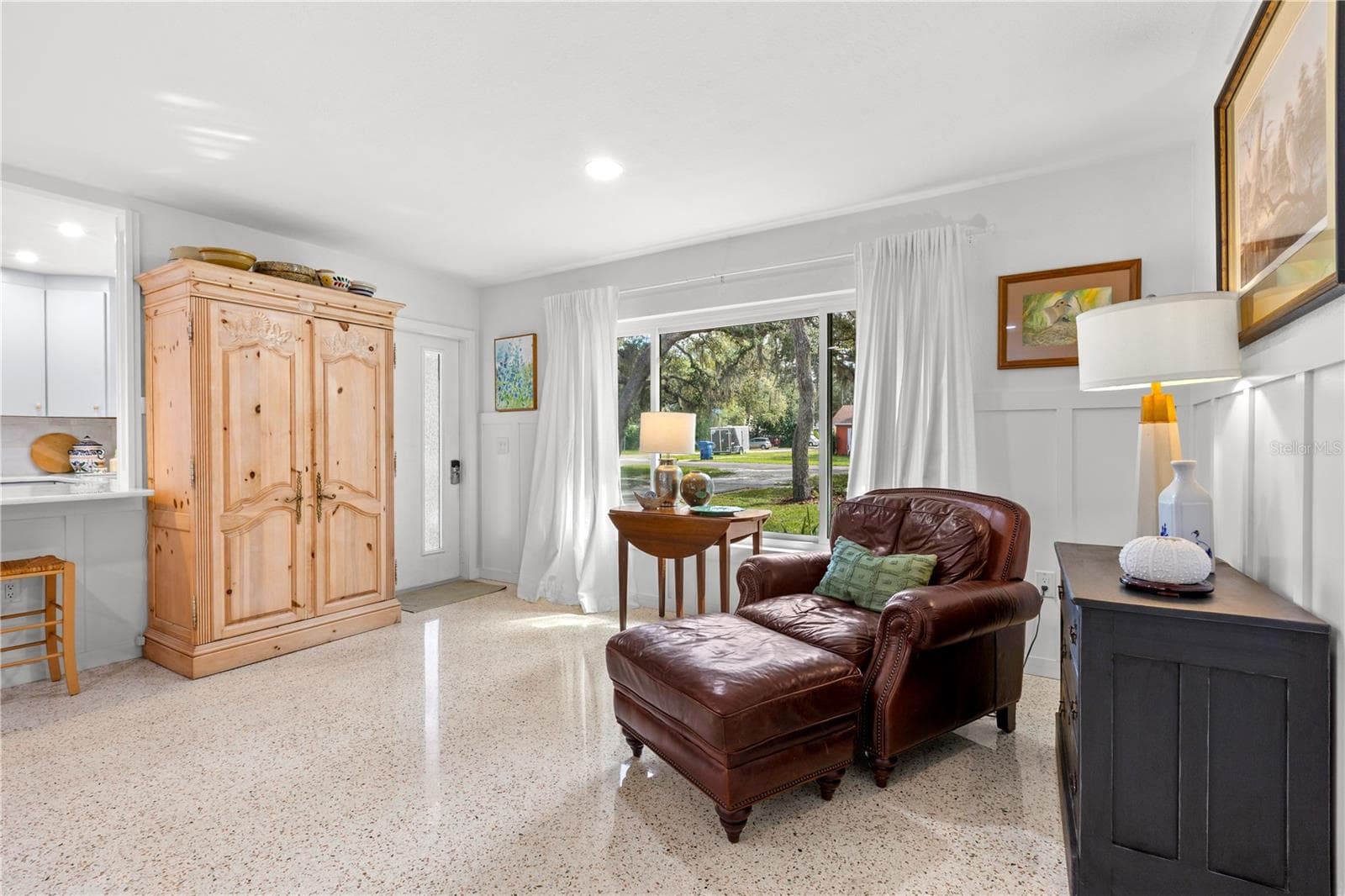 Single Family Residence at 202 S MAYO ST, CRYSTAL BEACH, photo 11 of 67
