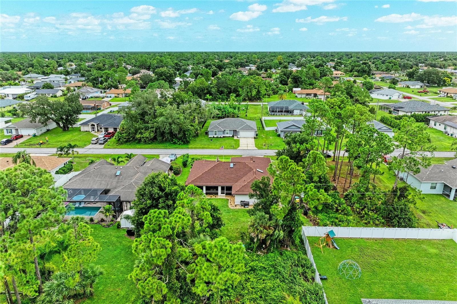 Single Family Residence at 21279 ARGYLE AVE, PORT CHARLOTTE, photo 3 of 57