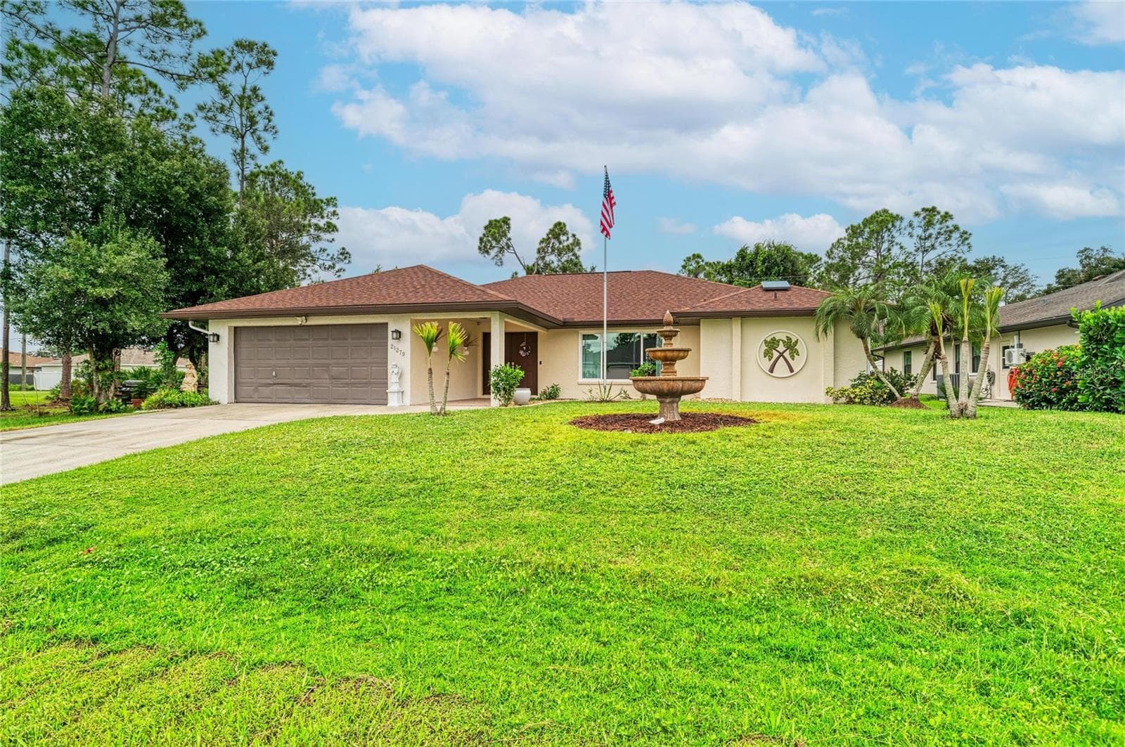 Single Family Residence at 21279 ARGYLE AVE, PORT CHARLOTTE, photo 4 of 57