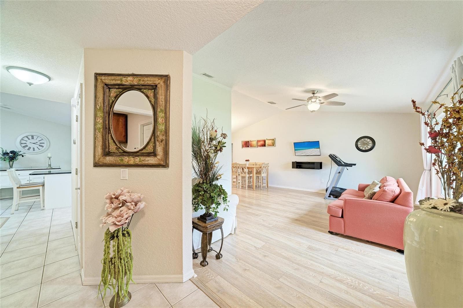 Single Family Residence at 21279 ARGYLE AVE, PORT CHARLOTTE, photo 9 of 57