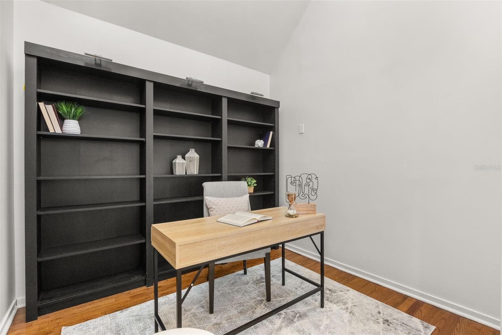 Condominium at 1306 S PENNSYLVANIA AVE #5, WINTER PARK, photo 17 of 33