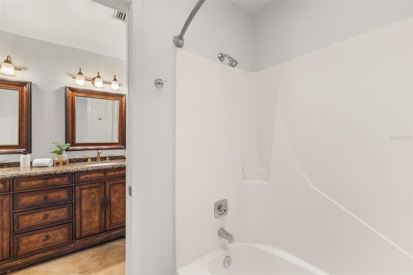 Condominium at 1306 S PENNSYLVANIA AVE #5, WINTER PARK, photo 25 of 33