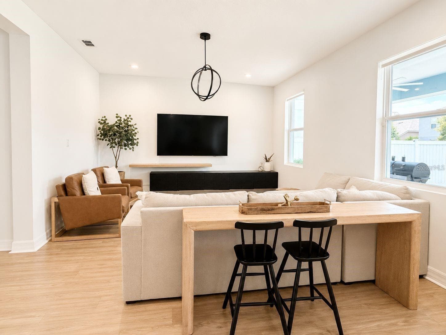 Single Family Residence at 8948 EXPLORATION AVE, ORLANDO, photo 6 of 20