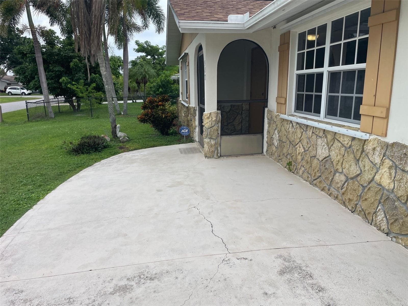 Single Family Residence at 517 SKYLARK LN NW, PORT CHARLOTTE, photo 2 of 28