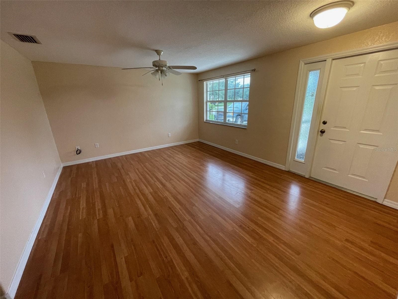 Single Family Residence at 517 SKYLARK LN NW, PORT CHARLOTTE, photo 6 of 28