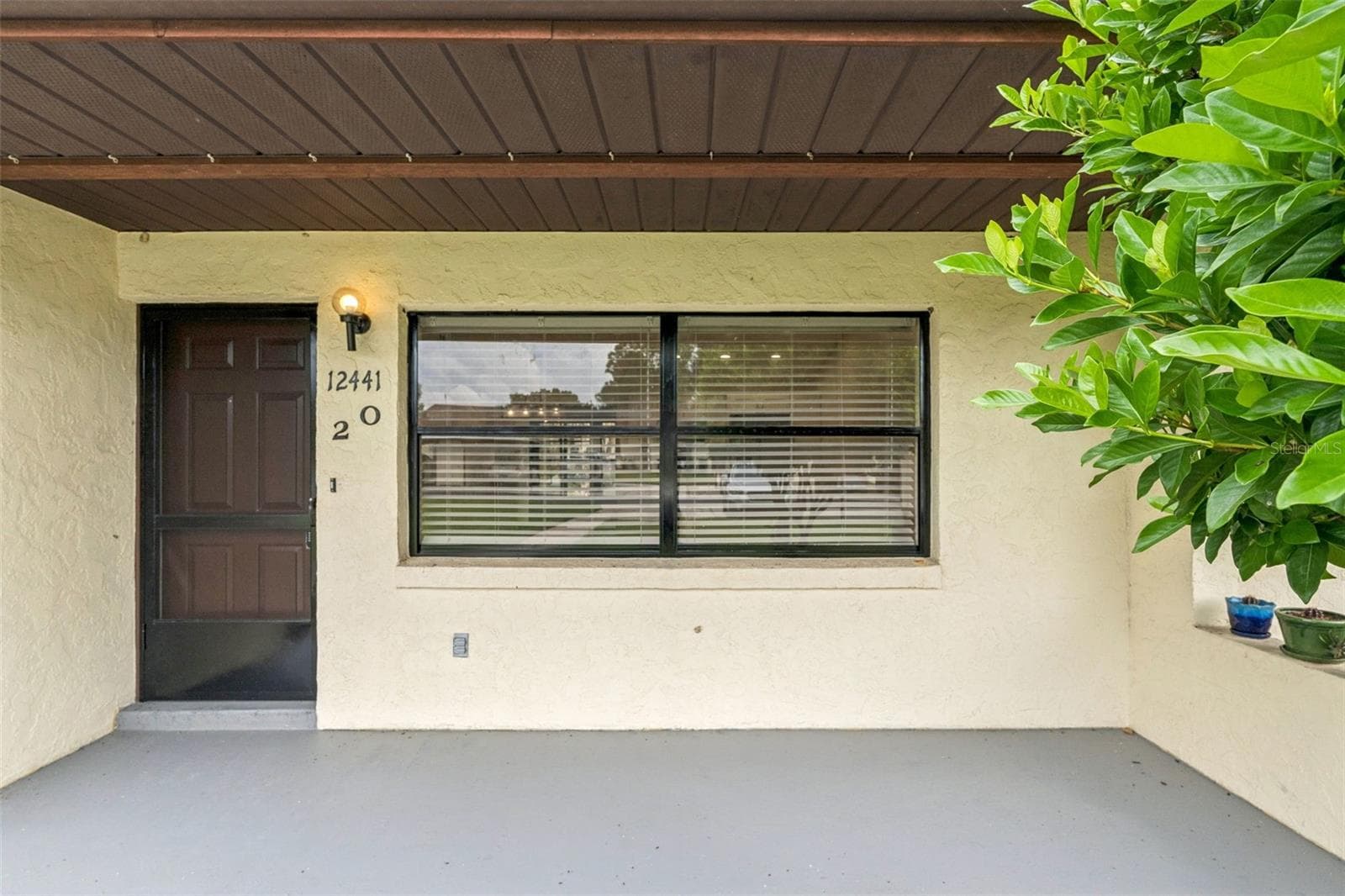 Single Family Residence at 12441 ORANGEWOOD CIR, TAVARES, photo 3 of 47