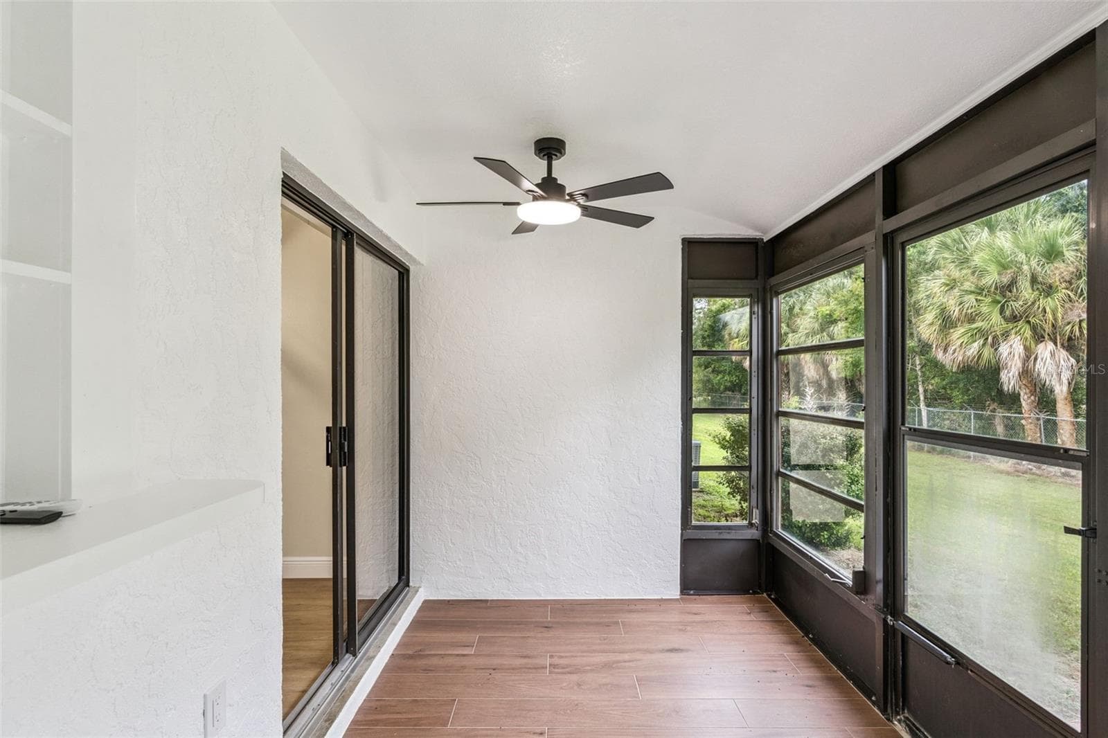 Single Family Residence at 12441 ORANGEWOOD CIR, TAVARES, photo 31 of 47