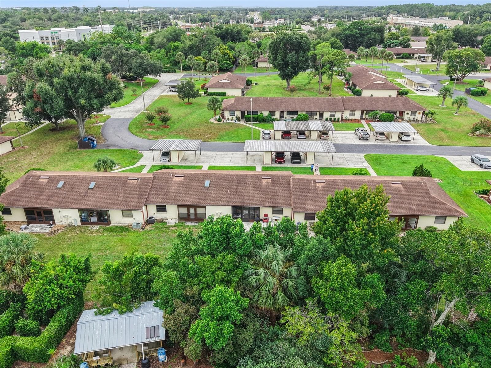 Single Family Residence at 12441 ORANGEWOOD CIR, TAVARES, photo 36 of 47
