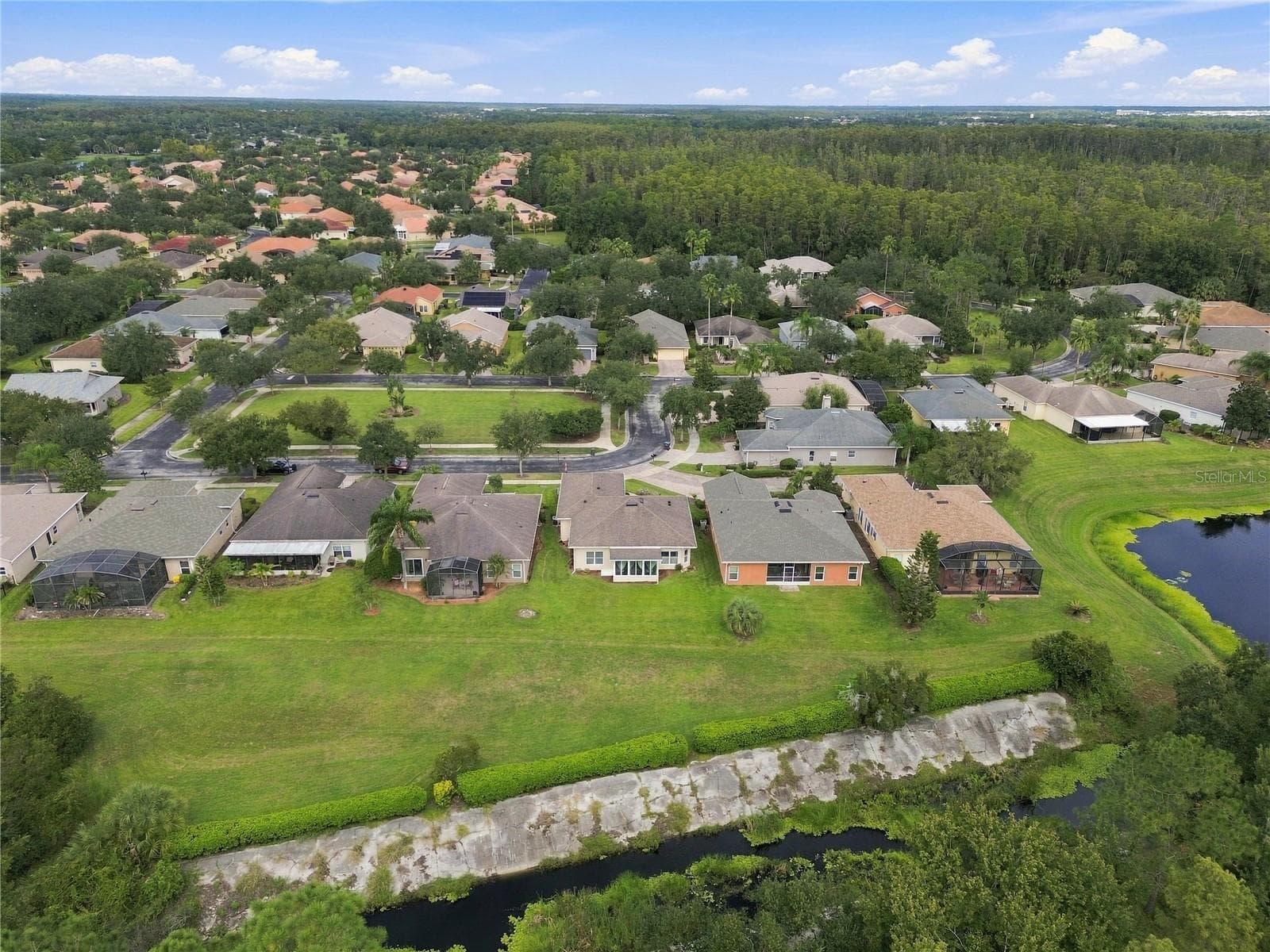 Single Family Residence at 124 VENTANA DR, POINCIANA, photo 42 of 61