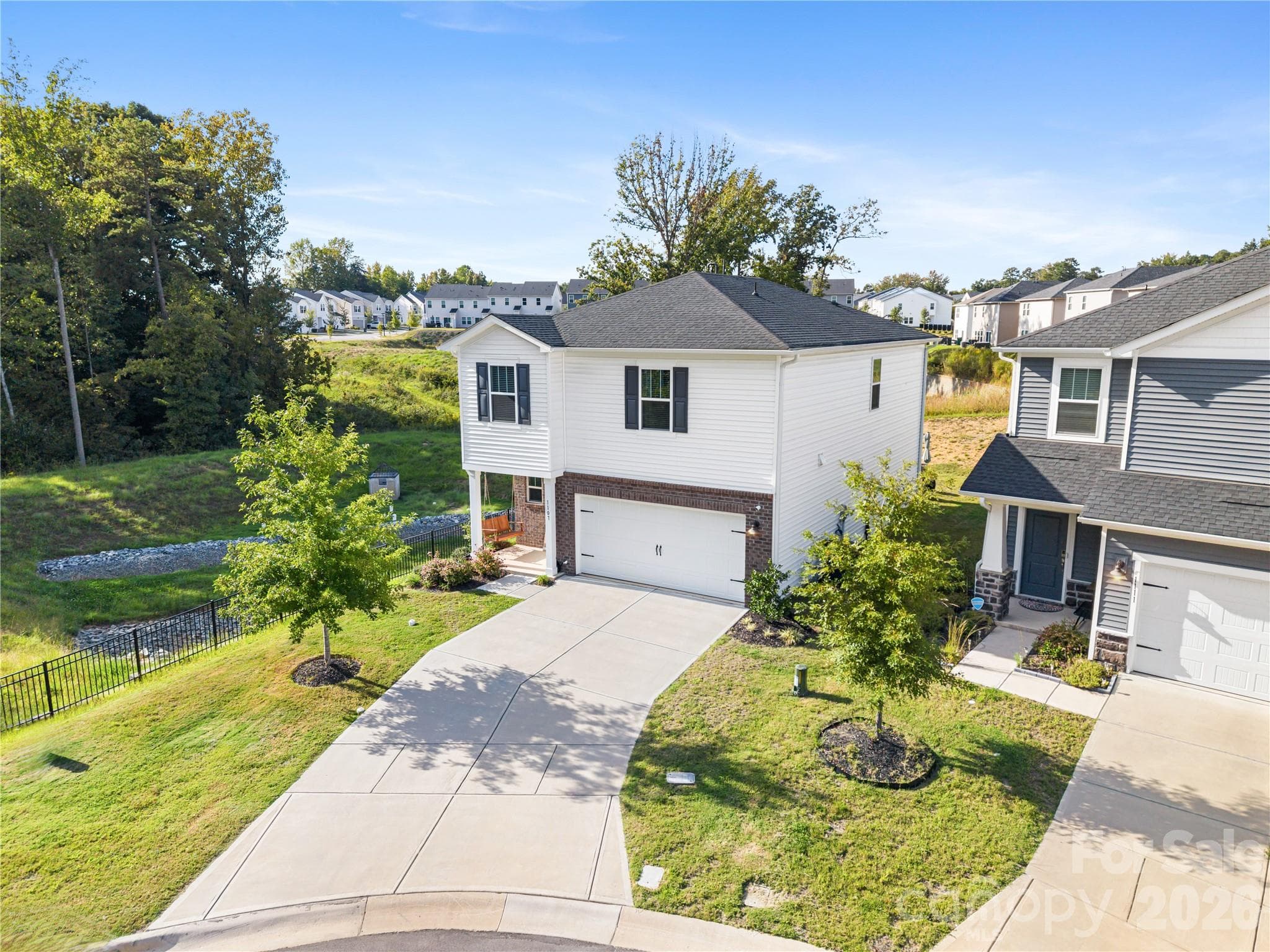 Single Family Residence at 1107 Harland Street, Charlotte, photo 2 of 24