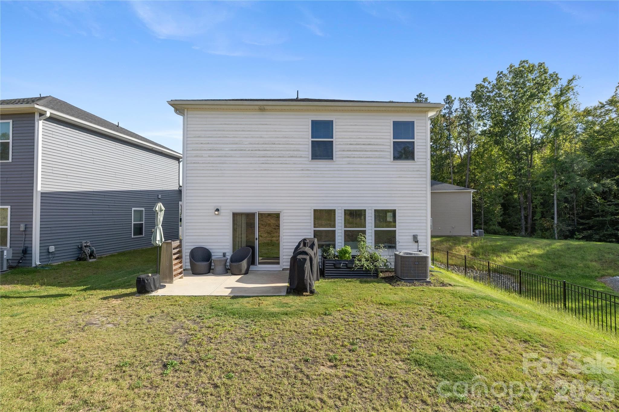 Single Family Residence at 1107 Harland Street, Charlotte, photo 23 of 24