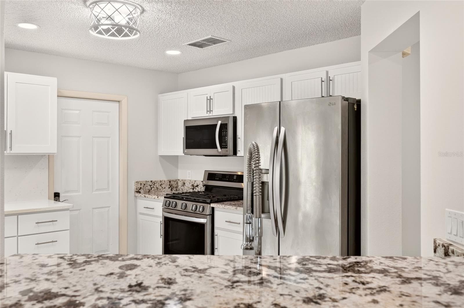 Single Family Residence at 9469 SW 93RD LOOP, OCALA, photo 15 of 46