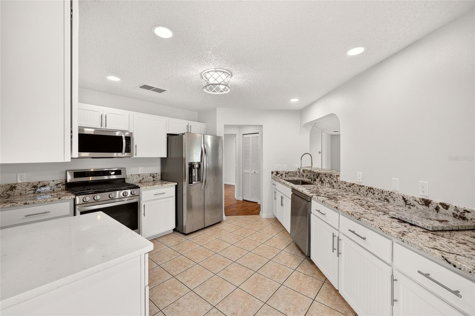 Single Family Residence at 9469 SW 93RD LOOP, OCALA, photo 18 of 46