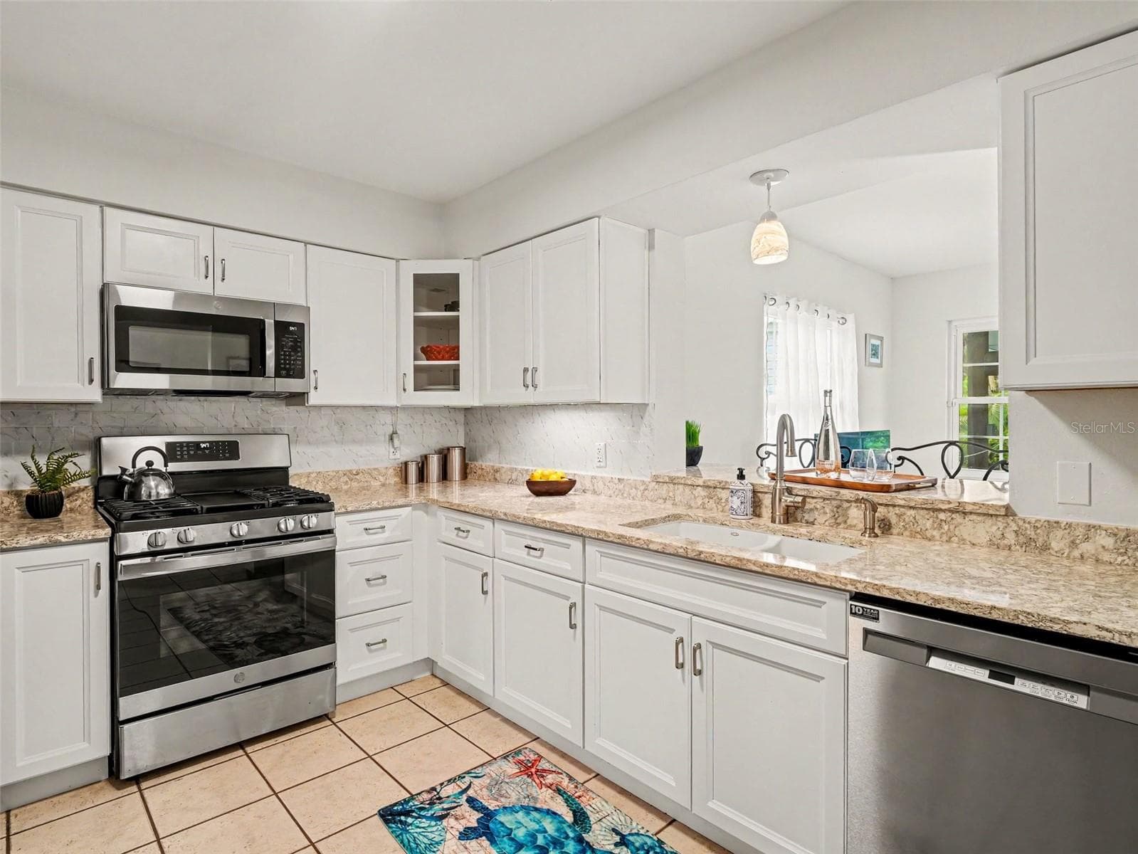 KITCHEN/FLORIDA ROOM - 1110 DE NARVAEZ AVE, BRADENTON