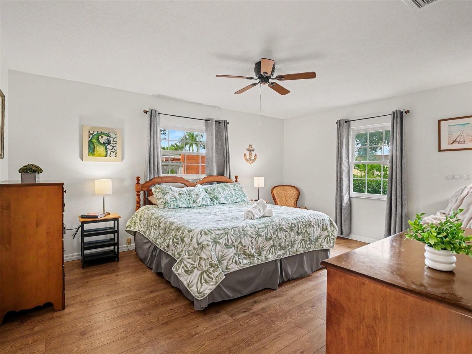 HUGE PRIMARY BEDROOM - 1110 DE NARVAEZ AVE, BRADENTON