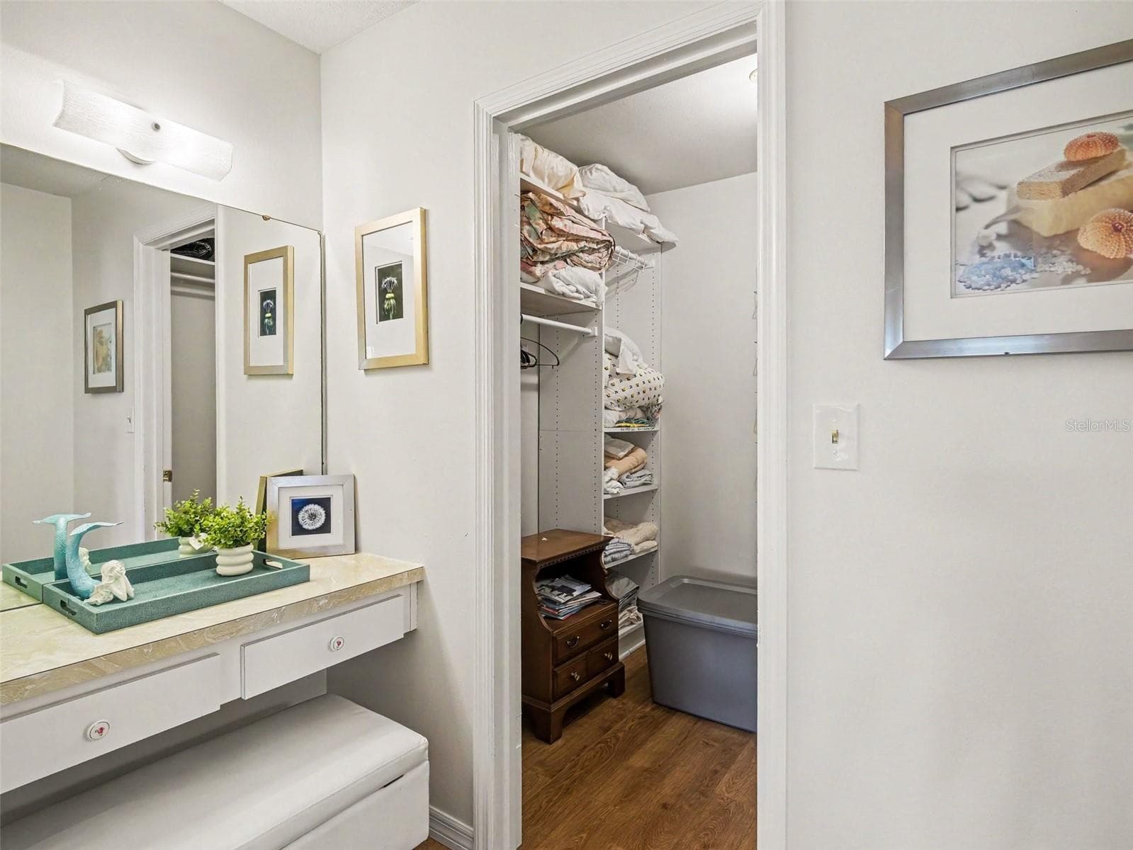MAKE UP/VANITY AREA ADJACENT TO WALK IN CLOSET - 1110 DE NARVAEZ AVE, BRADENTON