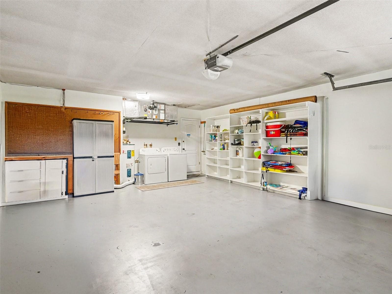 OVERSIZED GARAGE WITH BUILT IN SHELVING - 1110 DE NARVAEZ AVE, BRADENTON