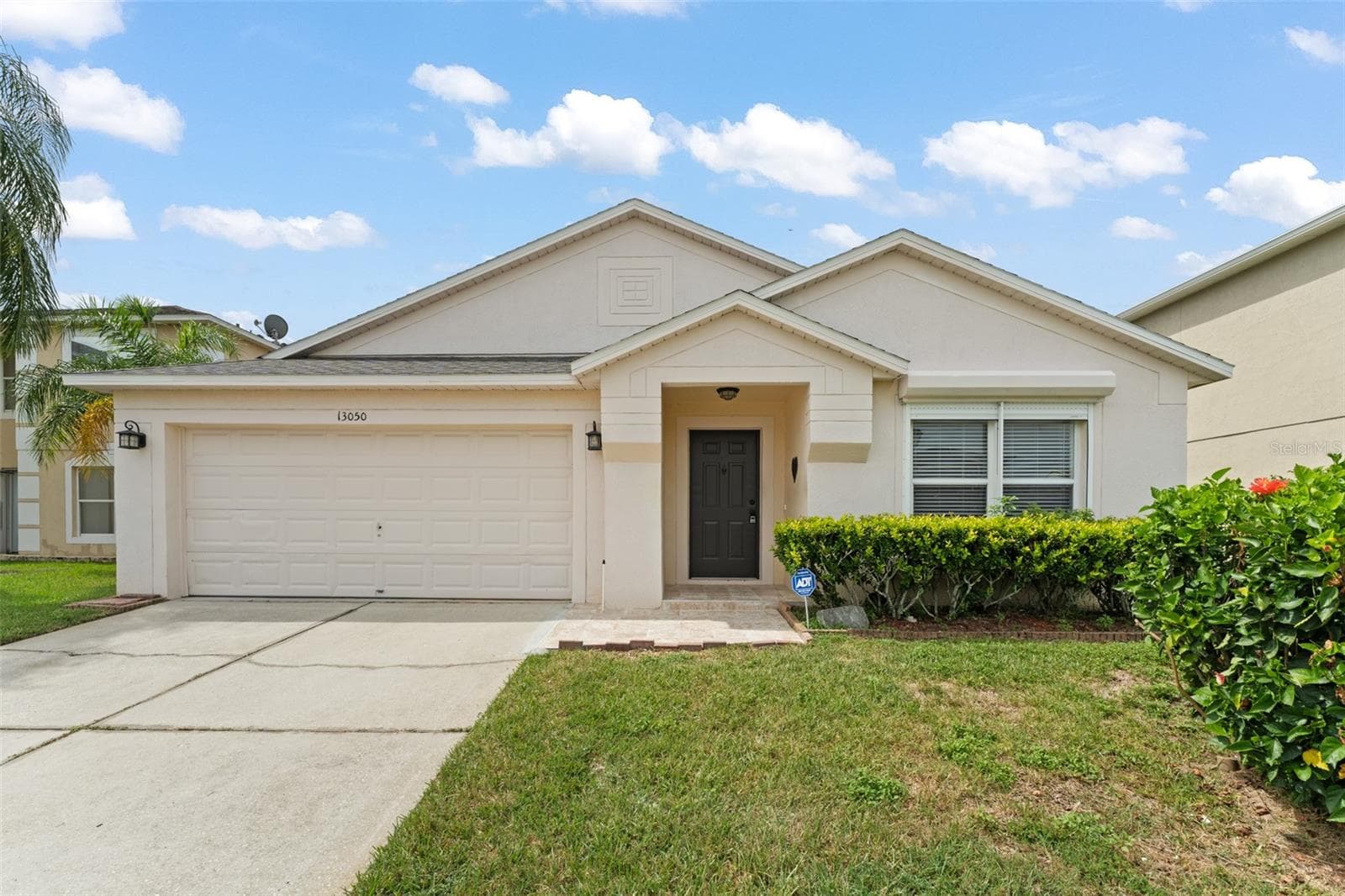 Single Family Residence at 13050 PRAIRIE MEADOWS DR, ORLANDO, photo 2 of 35