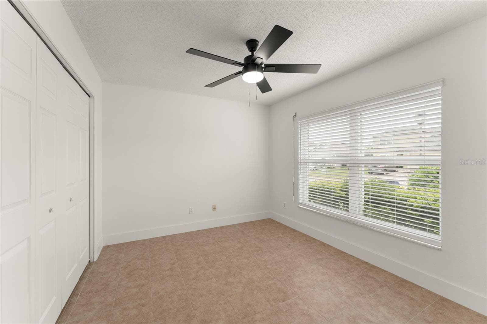 Single Family Residence at 13050 PRAIRIE MEADOWS DR, ORLANDO, photo 5 of 35