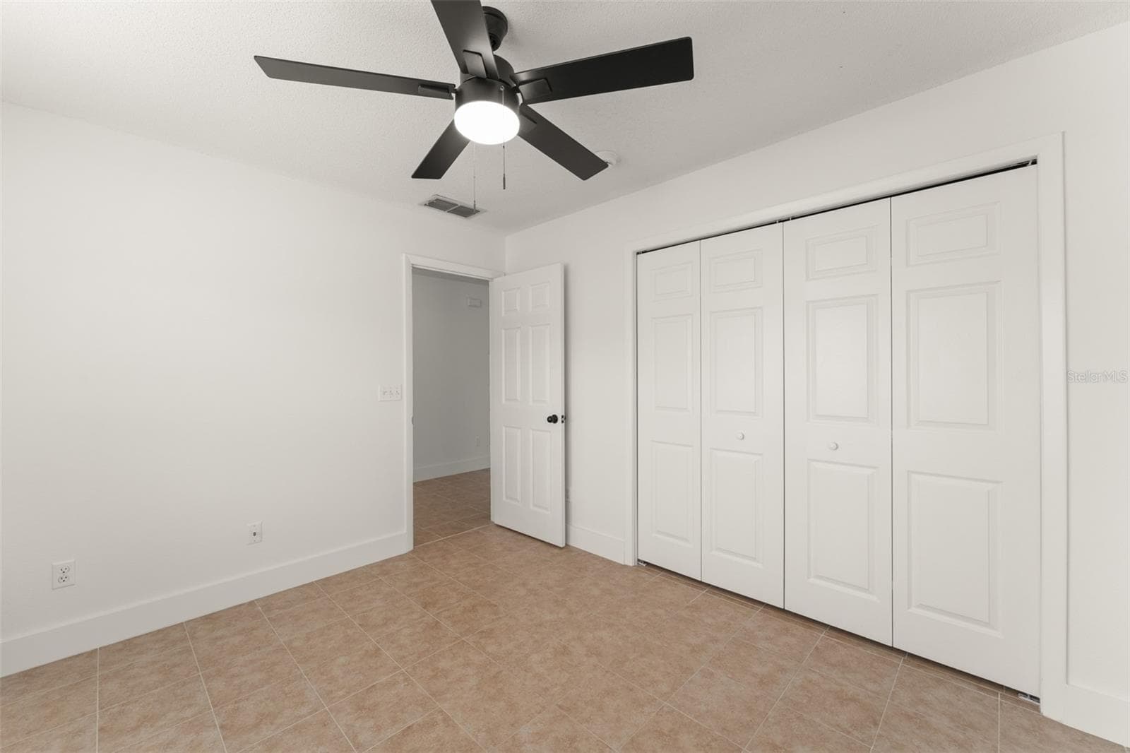 Single Family Residence at 13050 PRAIRIE MEADOWS DR, ORLANDO, photo 6 of 35