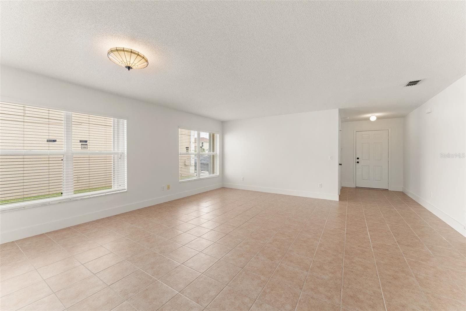 Single Family Residence at 13050 PRAIRIE MEADOWS DR, ORLANDO, photo 10 of 35