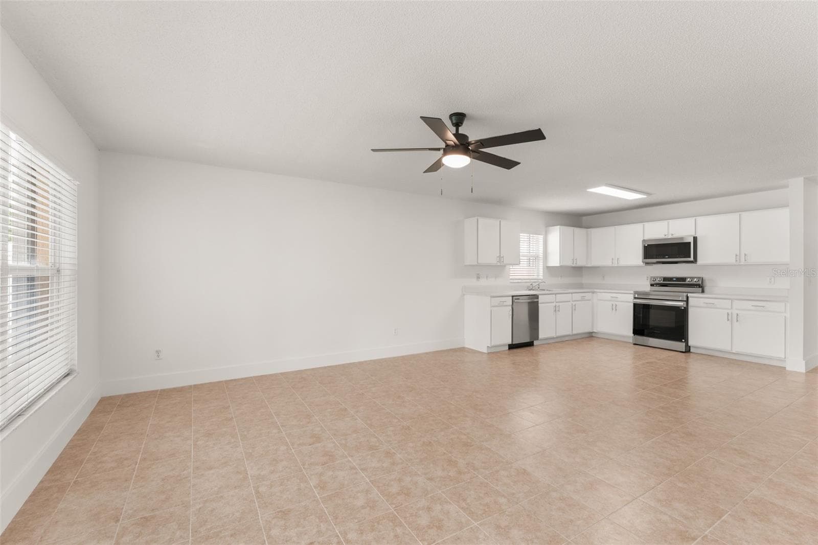 Single Family Residence at 13050 PRAIRIE MEADOWS DR, ORLANDO, photo 22 of 35