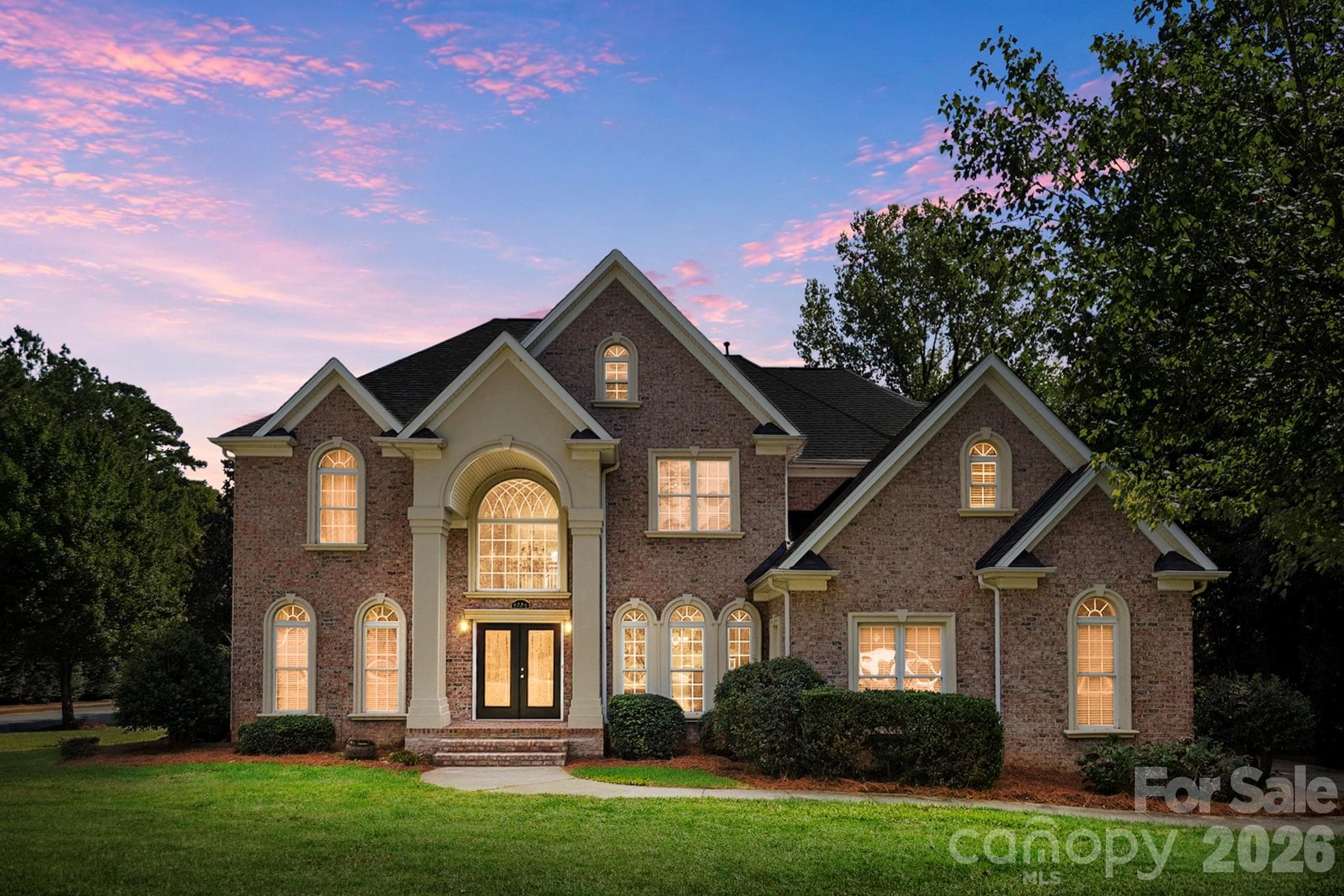 Single Family Residence at 4224 Mountain Cove Drive, Charlotte, photo 7 of 48