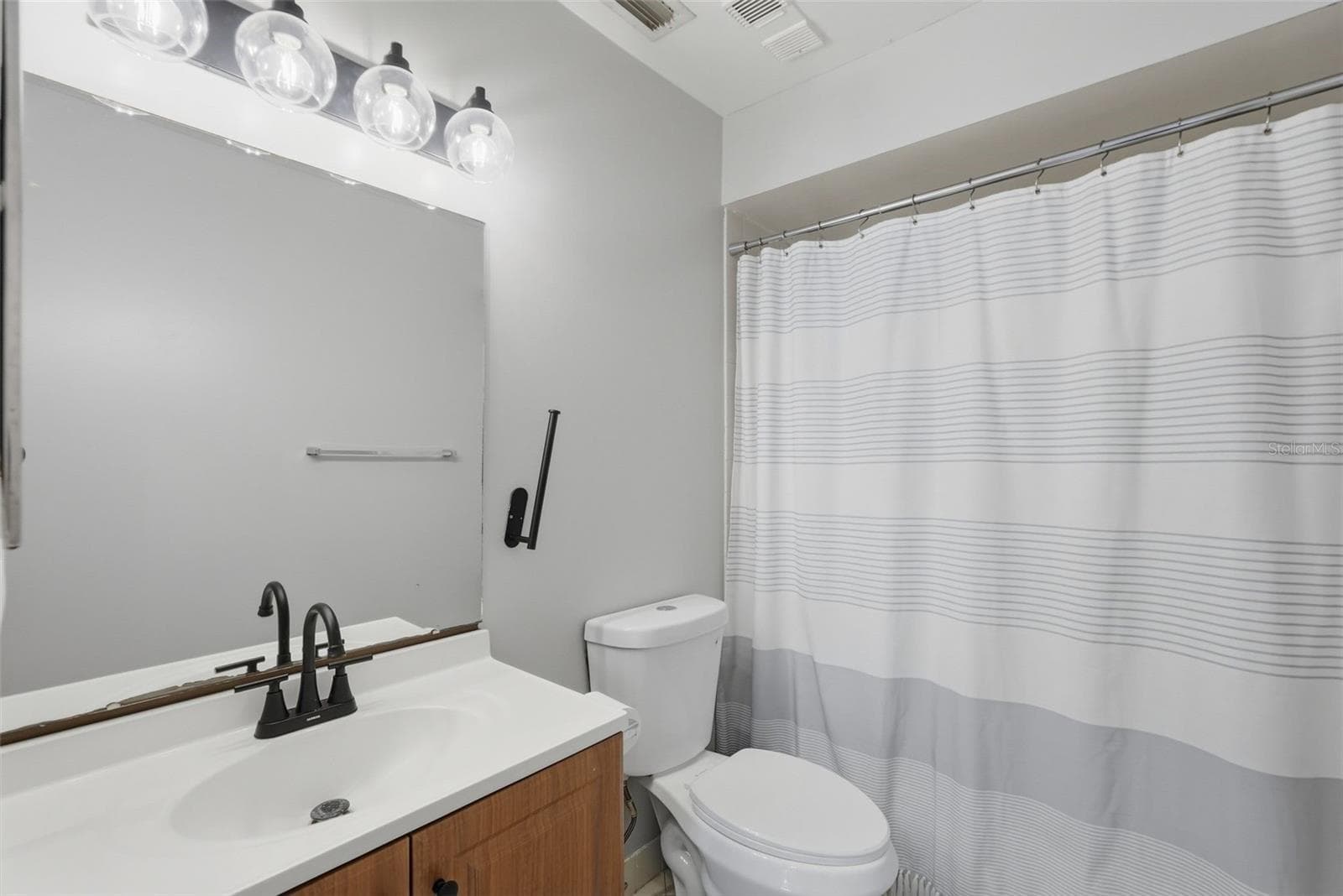 Townhouse at 6140 SUN BLVD #7, ST PETERSBURG, photo 19 of 40