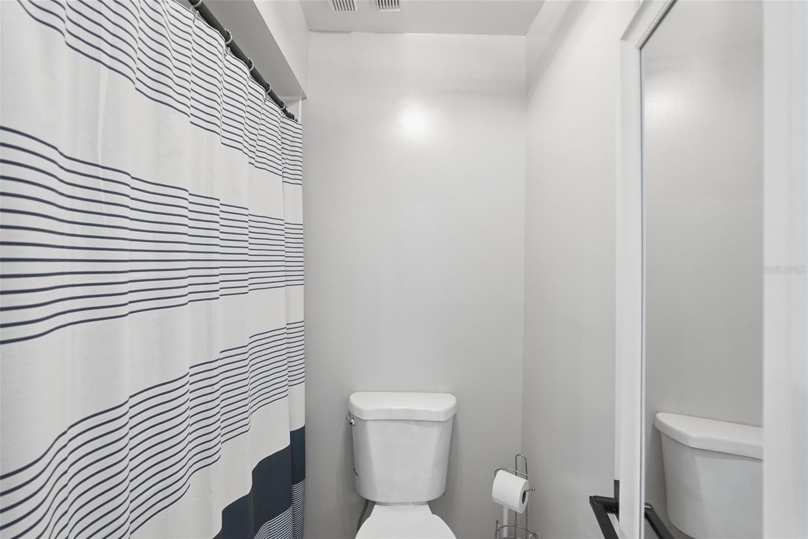 Townhouse at 6140 SUN BLVD #7, ST PETERSBURG, photo 23 of 40