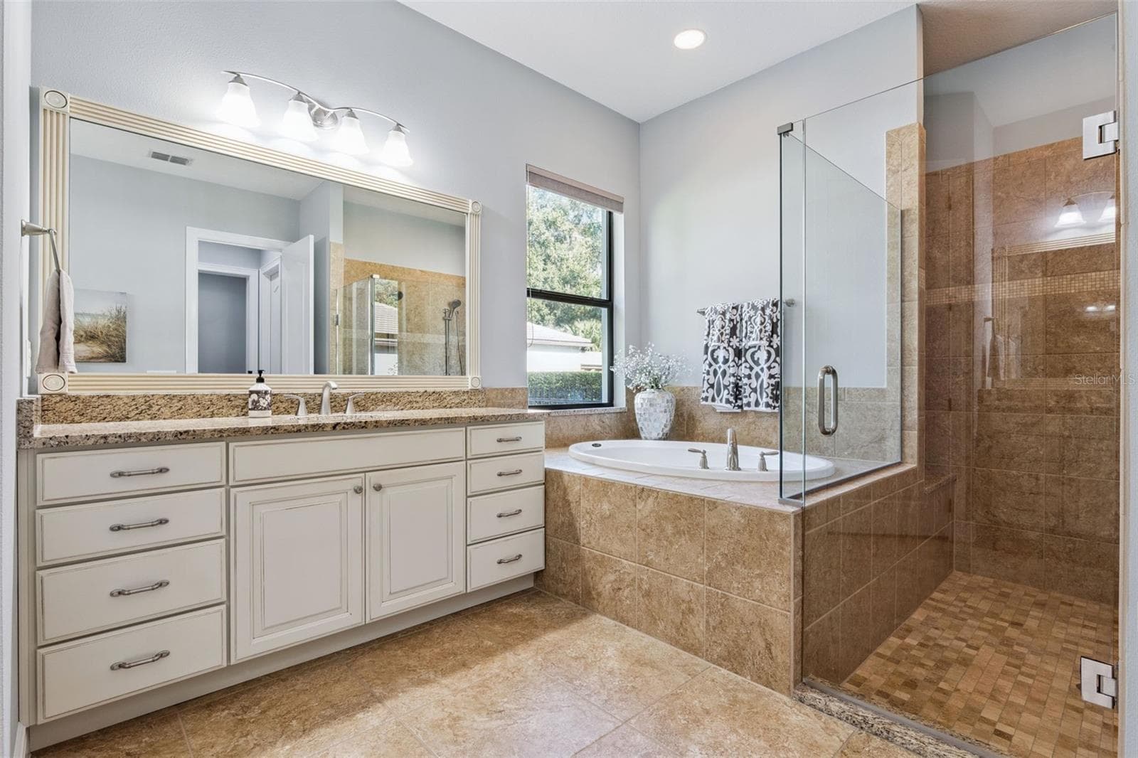 Single Family Residence at 2246 SOARING EAGLE PL, LAKE MARY, photo 40 of 74