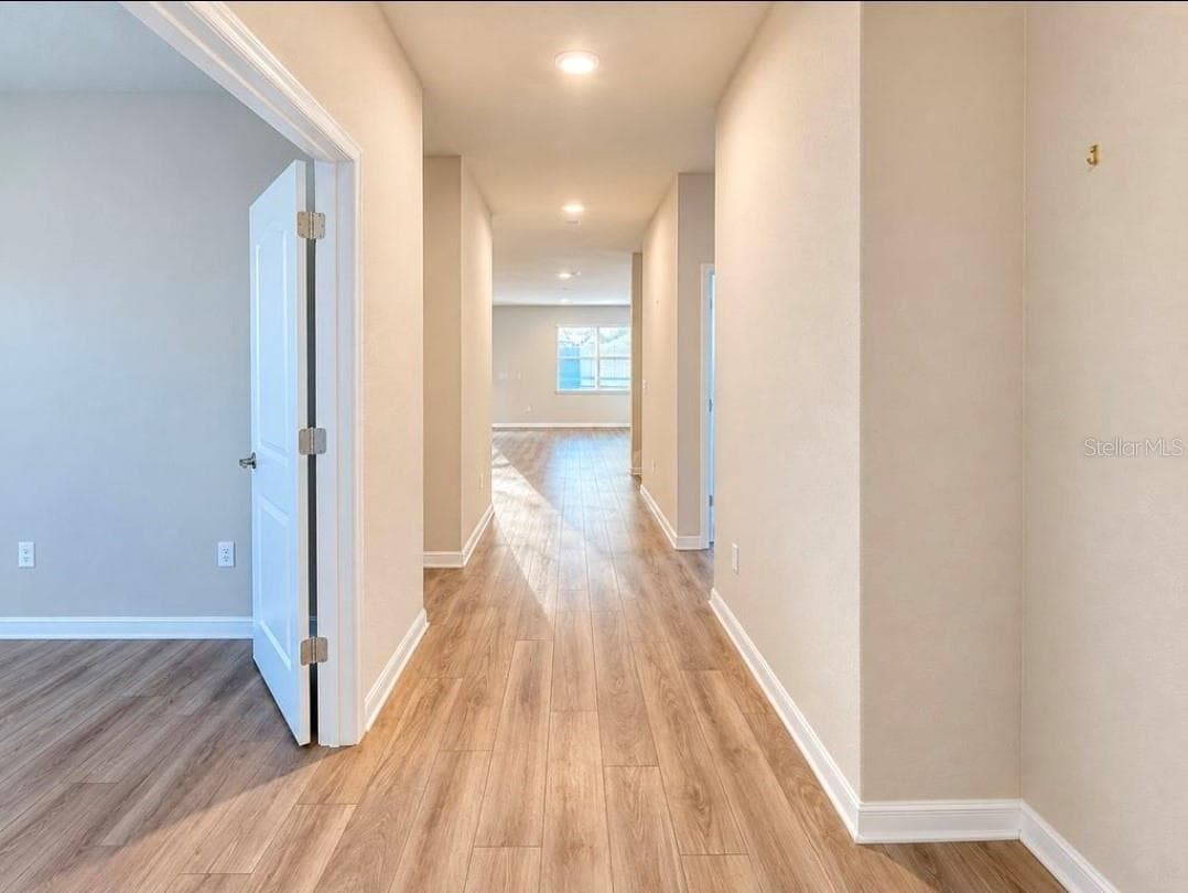 Entry Hallway - 6566 KENAVA LOOP, PALMETTO