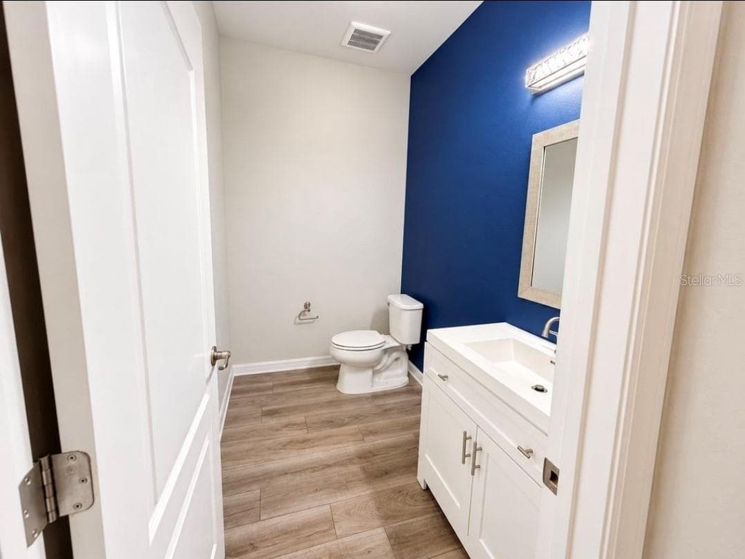 Downstairs Powder Bath - 6566 KENAVA LOOP, PALMETTO