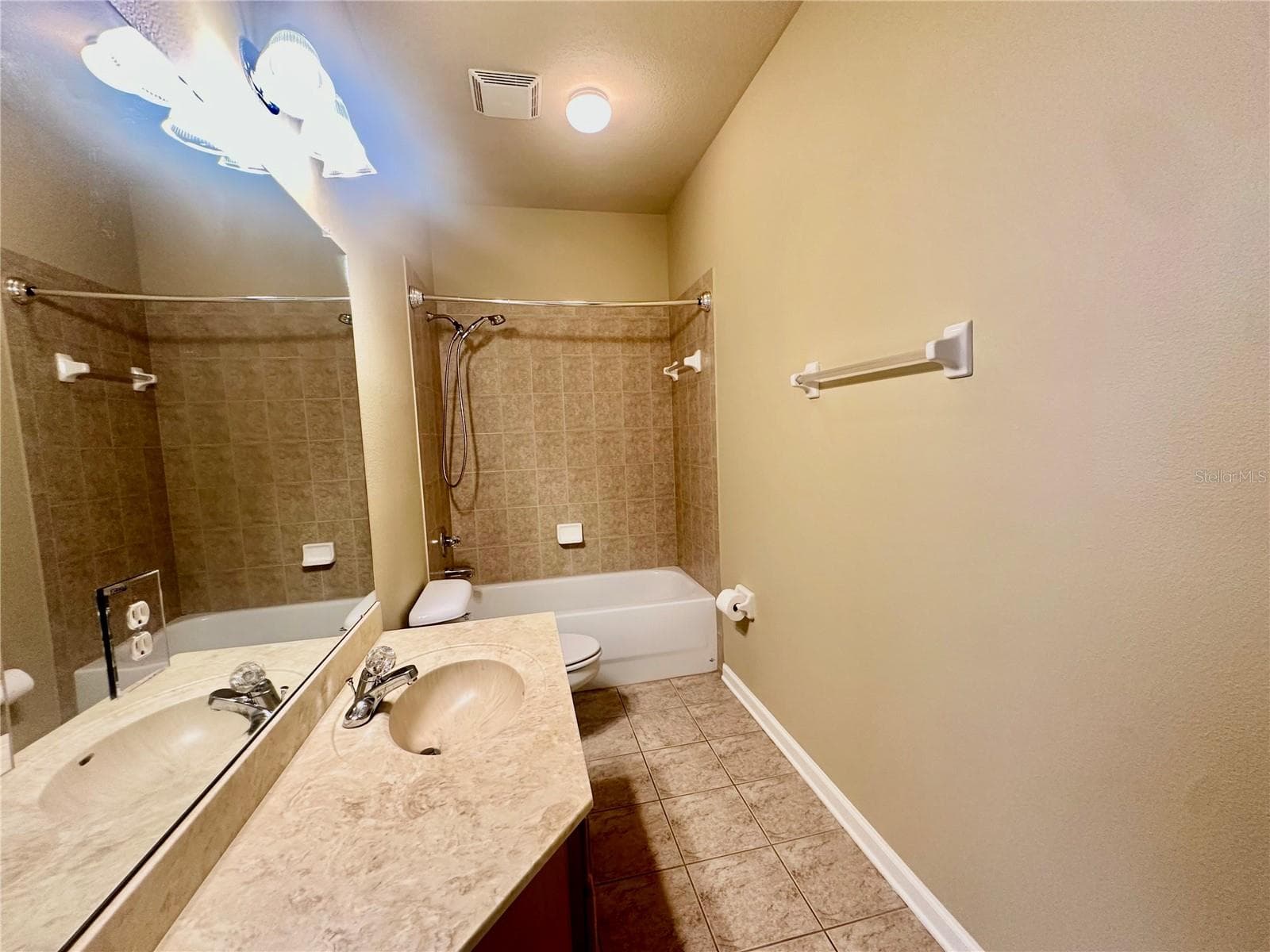 Single Family Residence at 12348 SILTON PEACE DR, RIVERVIEW, photo 33 of 56