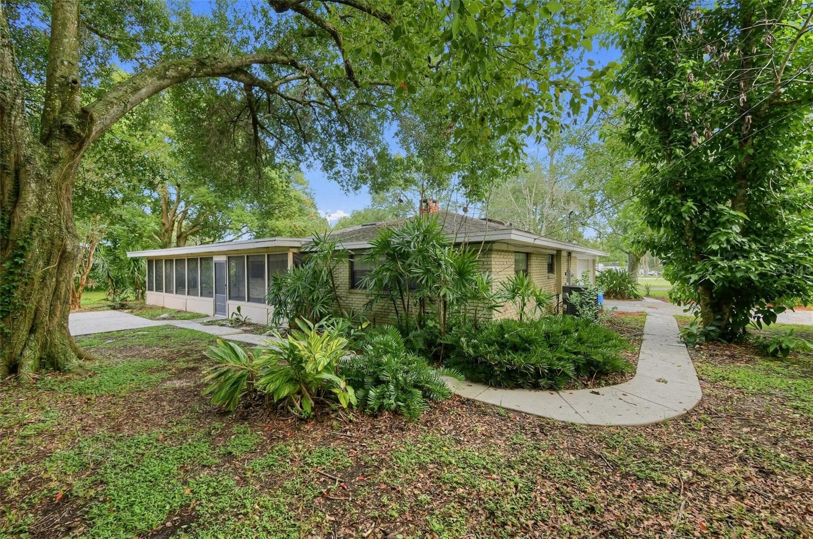 Single Family Residence at 1641 STANLEY ST, LONGWOOD, photo 5 of 44