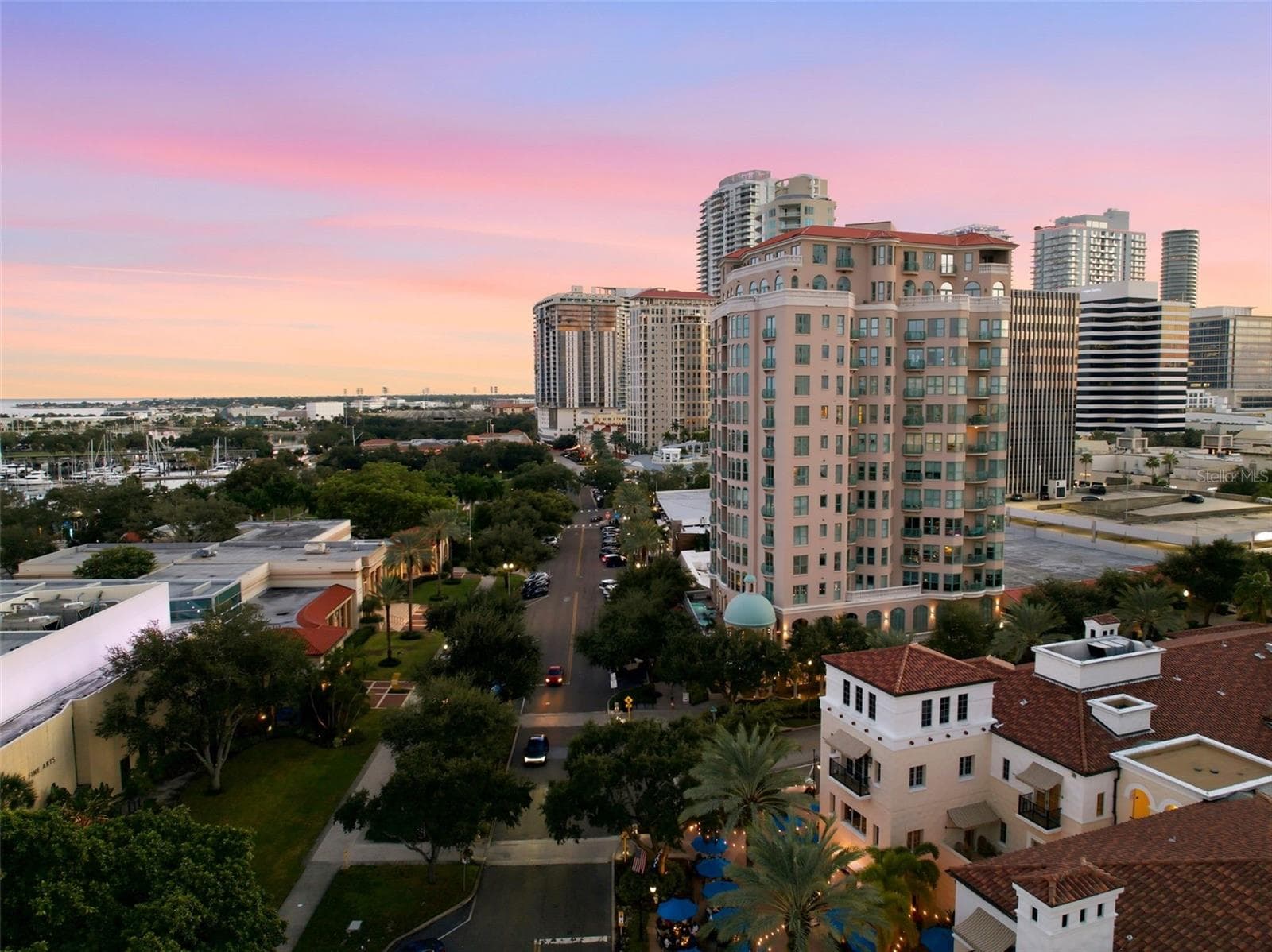 Condominium at 288 BEACH DR NE #10B, ST PETERSBURG, photo 4 of 65