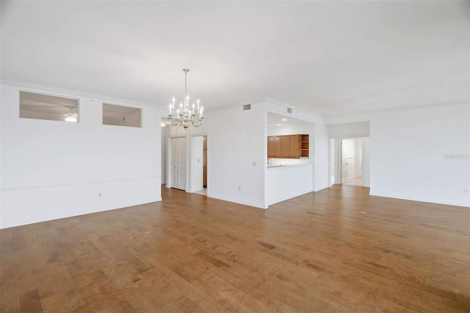 Condominium at 288 BEACH DR NE #10B, ST PETERSBURG, photo 17 of 65