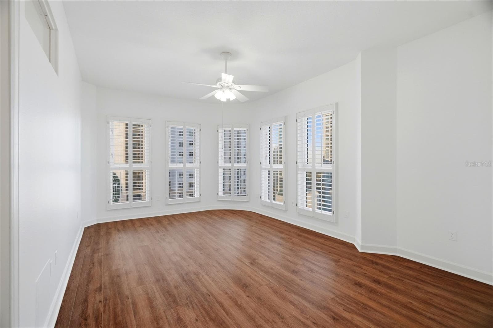 Primary Bedroom - 288 BEACH DR NE #10B, ST PETERSBURG