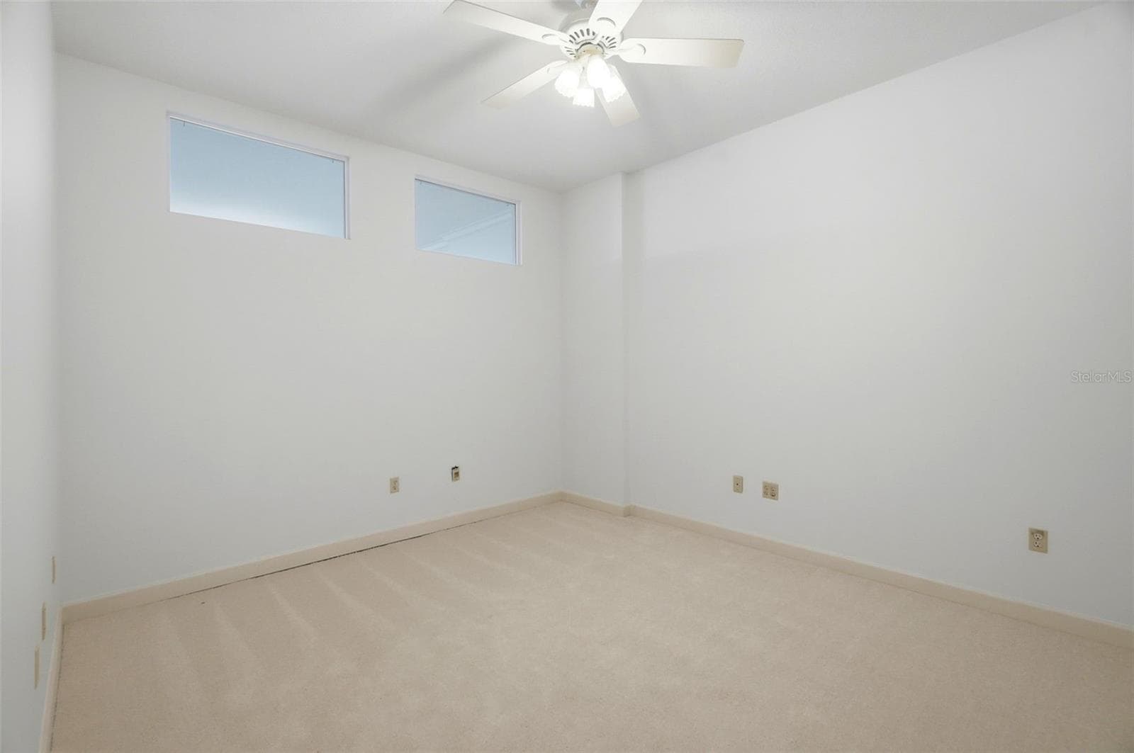 Office/Den - 288 BEACH DR NE #10B, ST PETERSBURG