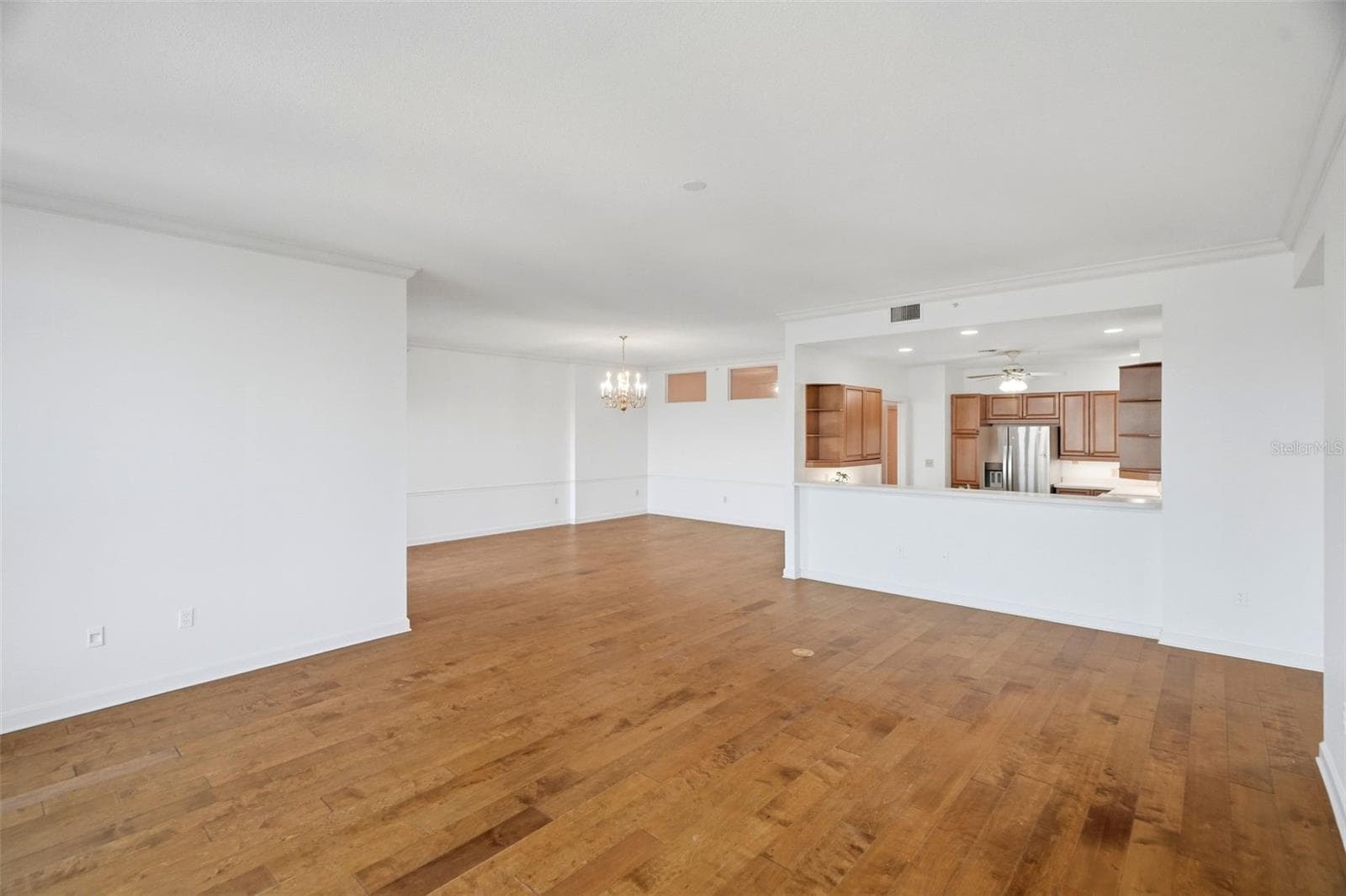Condominium at 288 BEACH DR NE #10B, ST PETERSBURG, photo 32 of 65