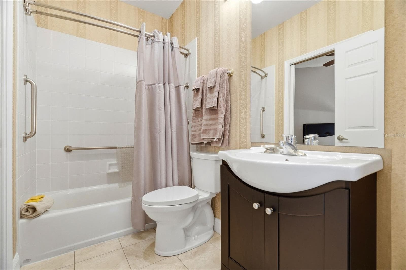 Condominium at 288 BEACH DR NE #10B, ST PETERSBURG, photo 63 of 65