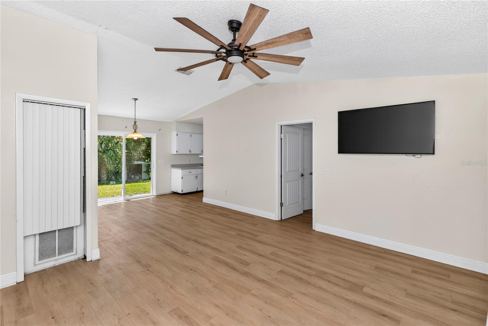 Single Family Residence at 209 DELESPINE DR, DEBARY, photo 4 of 29