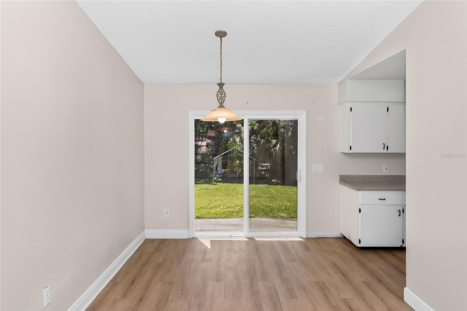 Single Family Residence at 209 DELESPINE DR, DEBARY, photo 6 of 29