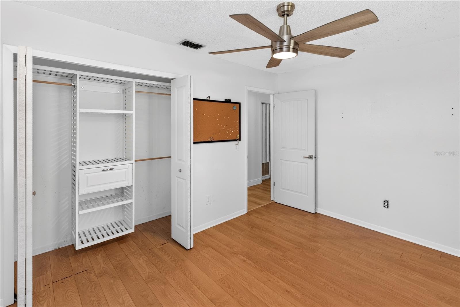 Single Family Residence at 209 DELESPINE DR, DEBARY, photo 16 of 29